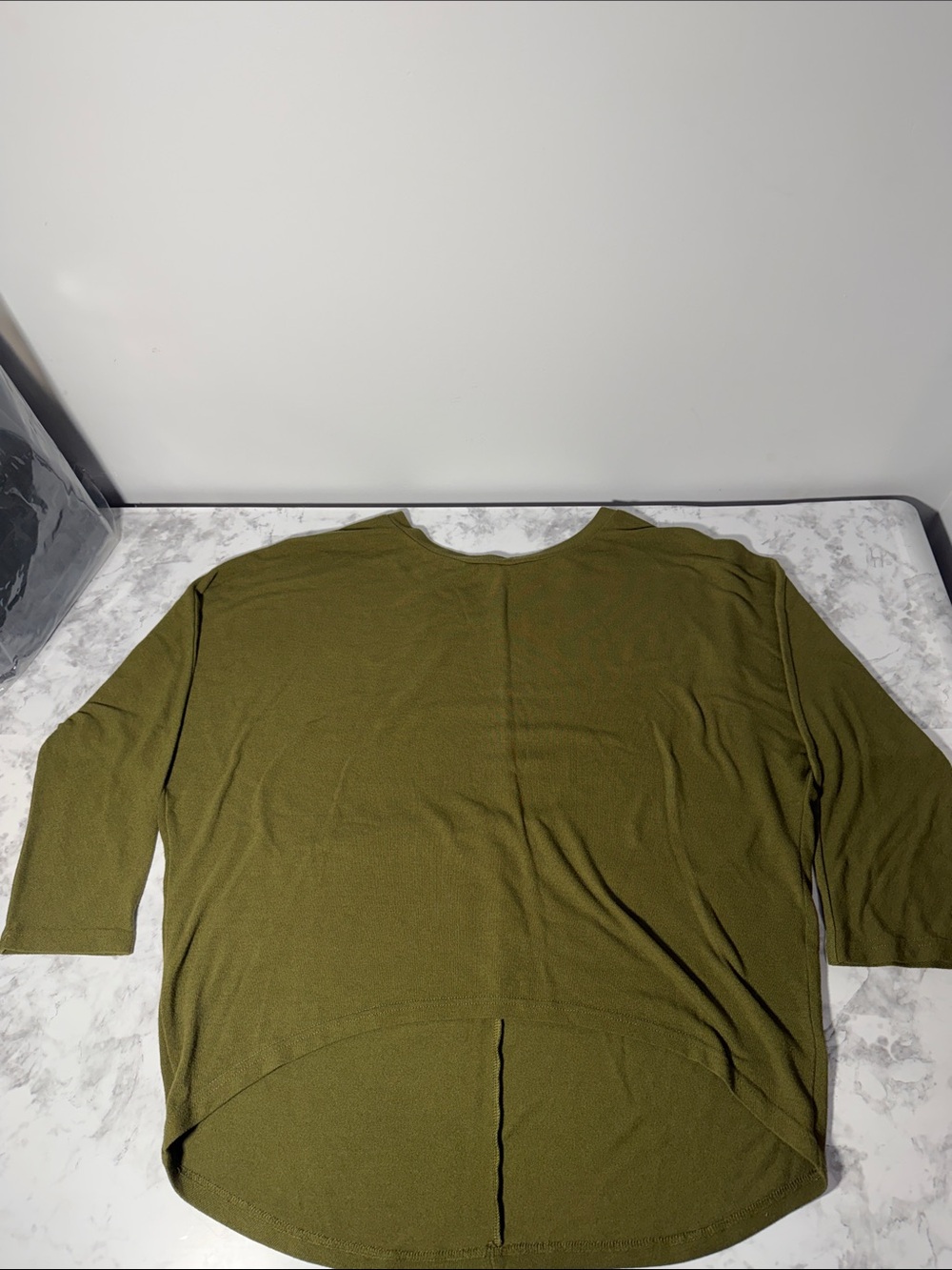 Women’s Yidarton Olive Green High-Low Top 3/4 Sleeve Size Large